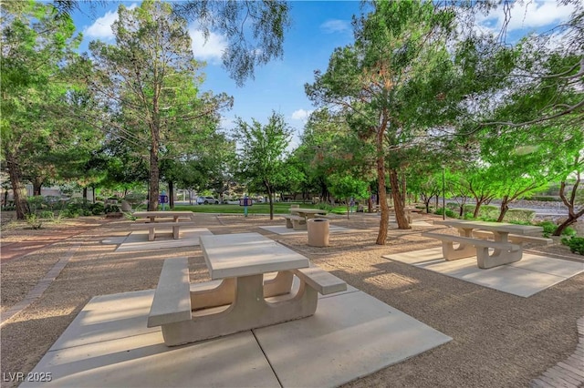 7183 Majestic Bluff Pl, Las Vegas, NV 89113 - view of home's community