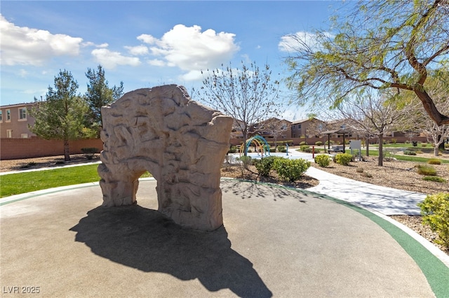 view of home's community with a gazebo and a residential view