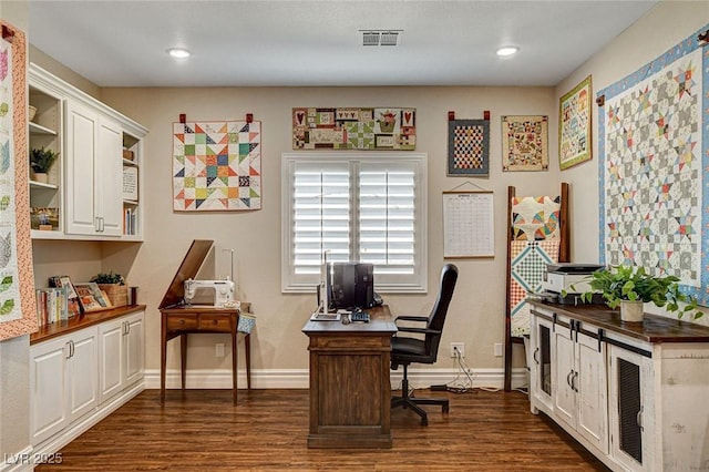 1182 Thomas Bay Cir, Logandale, NV 89021 - home office featuring dark wood finished floors, recessed lighting, and baseboards