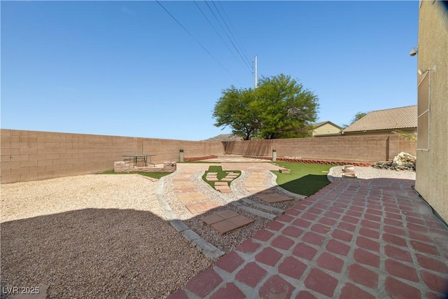 6088 Gulf Island Ave, Las Vegas, NV 89156 - view of patio with a fenced backyard
