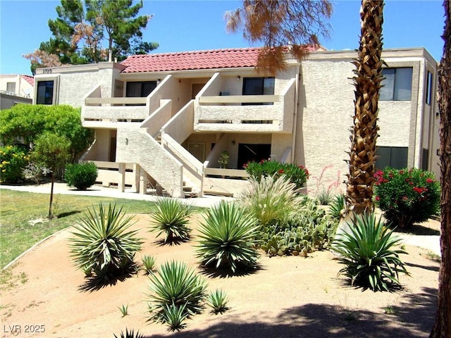 3720 Desert Marina Dr Unit 33, Laughlin, NV 89029 - view of property with stairs