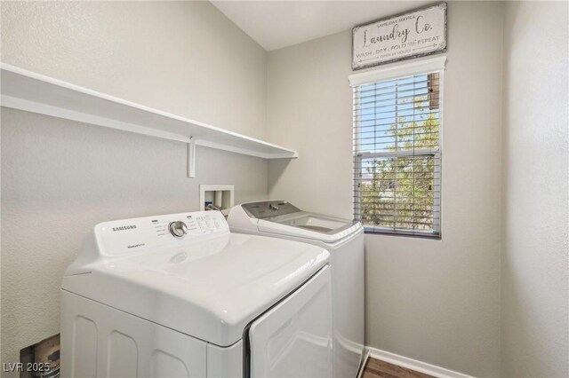 914 Appaloosa Hills Ave, North Las Vegas, NV 89081 - washroom with washer and dryer and baseboards