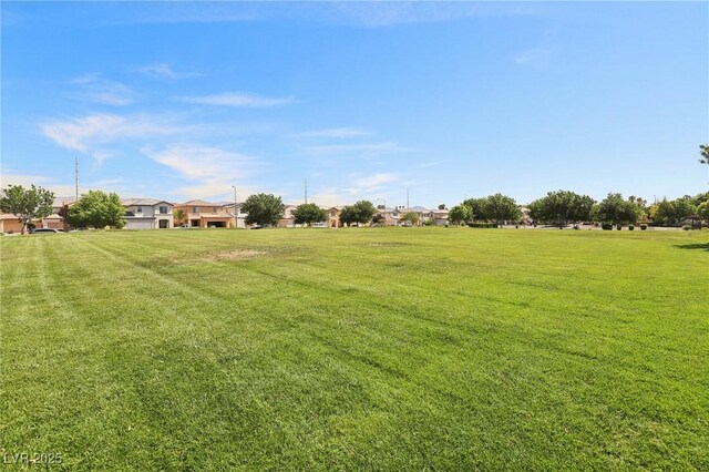 914 Appaloosa Hills Ave, North Las Vegas, NV 89081 - view of grassy yard