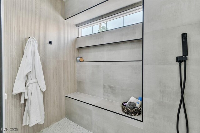 3109 Siena Cir, Las Vegas, NV 89128 - full bath with tiled shower