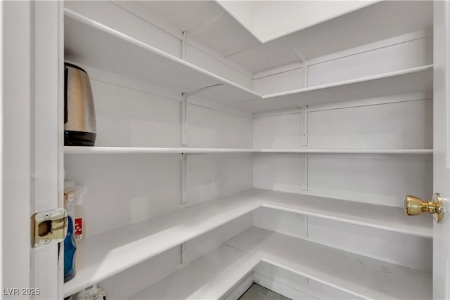 9362 Wilderness Glen Ave, Las Vegas, NV 89178 - view of pantry