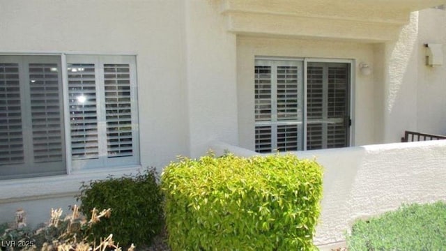 4821 Black Bear Rd Unit 104, Las Vegas, NV 89149 - exterior view of stucco siding