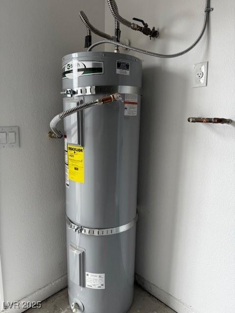 4189 Studio St, Las Vegas, NV 89115 - utility room with water heater
