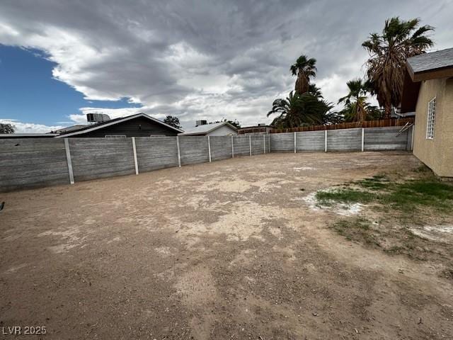 4189 Studio St, Las Vegas, NV 89115 - view of fenced backyard