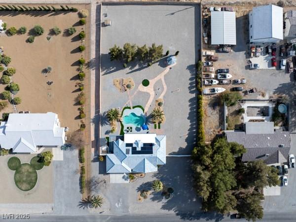 1251 Cavalry St, Pahrump, NV 89048 - aerial view of a pool area