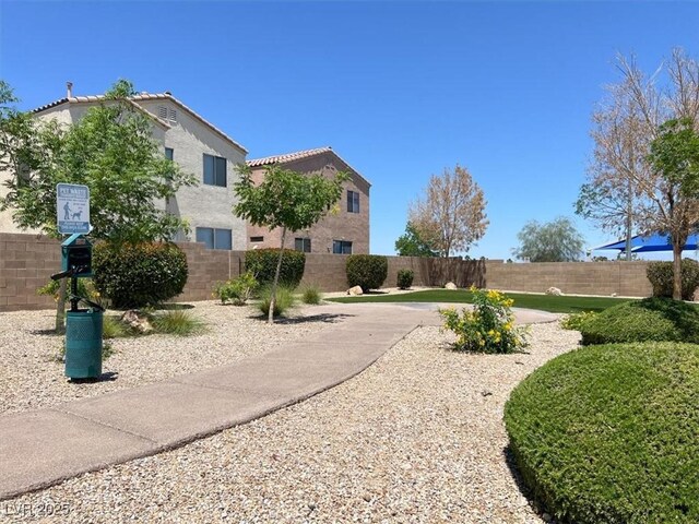 10230 Viterbo St, Las Vegas, NV 89183 - view of yard