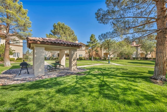 8501 W University Ave Unit 1083, Las Vegas, NV 89147 - view of grassy yard with a gazebo