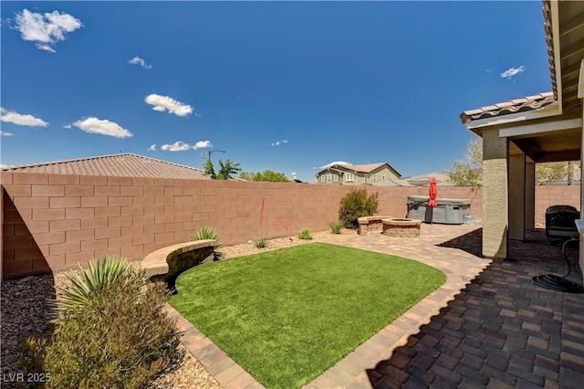 2902 Ventana Ridge Ave, Henderson, NV 89044 - view of yard featuring a patio area