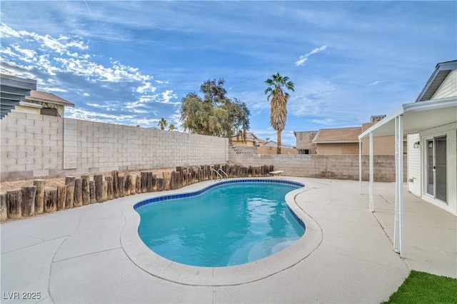 5239 Elgin Cir, Las Vegas, NV 89122 - view of pool with a patio area and a fenced backyard