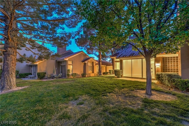 5010 Crooked Stick Way, Las Vegas, NV 89113 - view of green lawn