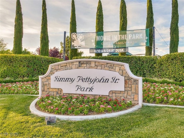 11158 Antonine Wall Ct, Las Vegas, NV 89141 - community / neighborhood sign featuring a lawn