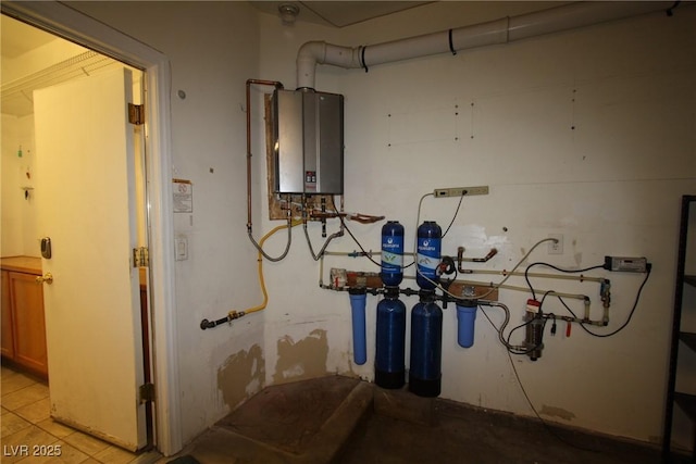 3440 Crystal Tower St, Las Vegas, NV 89129 - utility room featuring water heater