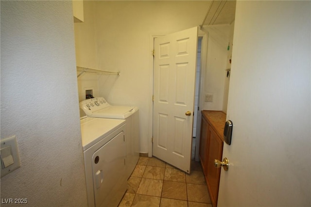3440 Crystal Tower St, Las Vegas, NV 89129 - laundry area featuring independent washer and dryer