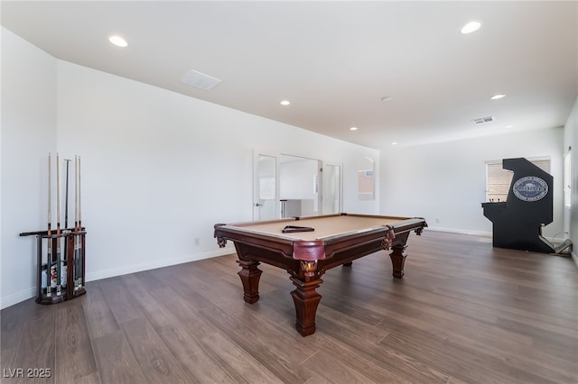 rec room featuring wood finished floors, billiards table, baseboards, and recessed lighting