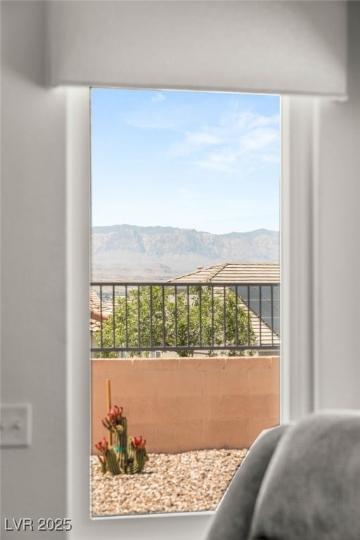2069 Colvin Run Dr, Henderson, NV 89052 - balcony featuring a mountain view