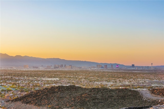 350 Solitude Peak Ln, Henderson, NV 89012 - mountain view