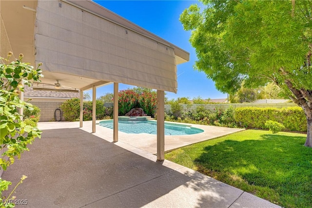 8913 Loggers Mill Ave, Las Vegas, NV 89143 - view of pool featuring a ceiling fan and a patio area