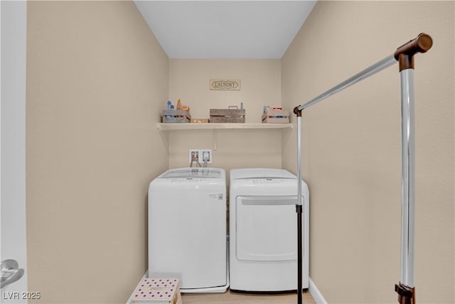 1104 Aspen Cliff Dr, Henderson, NV 89011 - laundry area with washing machine and clothes dryer