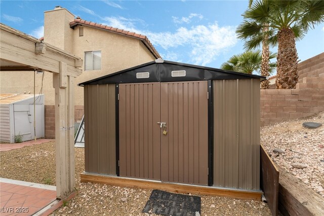 2507 Albemarle Way, Henderson, NV 89014 - view of gate