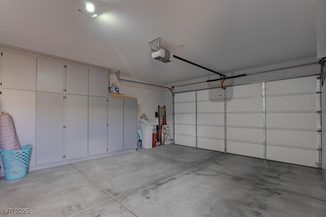 6985 Hopi Summit Ct, Las Vegas, NV 89149 - garage with a garage door opener