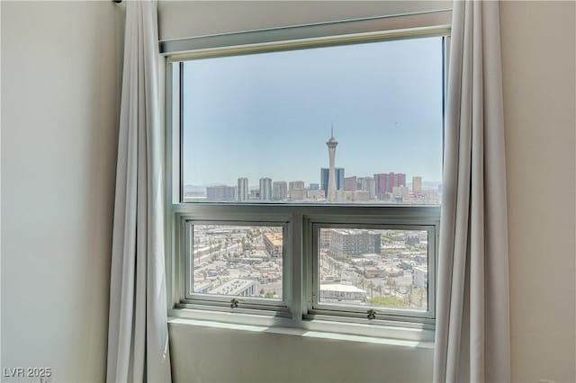 200 Hoover Ave Unit 1905, Las Vegas, NV 89101 - detailed view of skyline