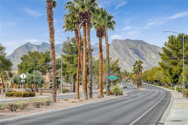 2805 Hanging Rock Dr, Las Vegas, NV 89134 - view of mountain background