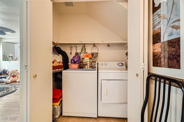 4832 Englewood Ave, Las Vegas, NV 89139 - laundry area featuring independent washer and dryer