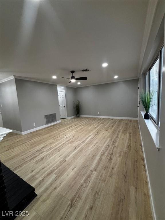 150 Greenbriar Townhouse Way, Las Vegas, NV 89121 - unfurnished living room with recessed lighting, light wood-type flooring, baseboards, and ceiling fan