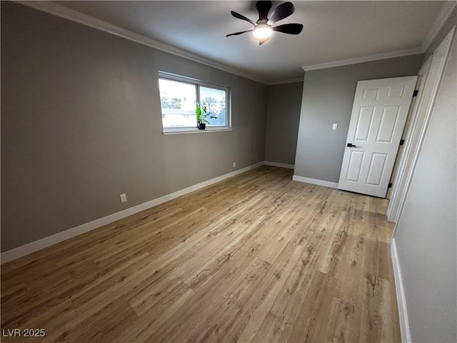 150 Greenbriar Townhouse Way, Las Vegas, NV 89121 - unfurnished bedroom featuring light wood finished floors, crown molding, baseboards, and a ceiling fan