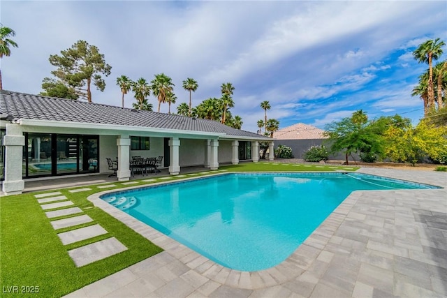 3189 Montecito Dr, Las Vegas, NV 89120 - swimming pool with a patio and a yard