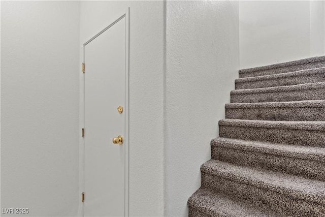 2596 Lazy Saddle Dr, Henderson, NV 89002 - view of stairway