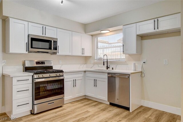 4533 Diamond Head Dr, Las Vegas, NV 89110 - photo 22
