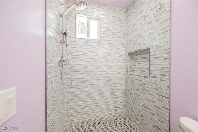 2807 Hermosa St, Las Vegas, NV 89169 - full bathroom with toilet and a tile shower