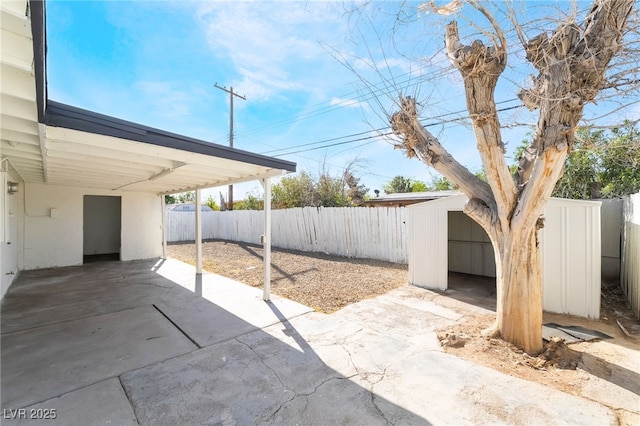 5069 Hallet Dr, Las Vegas, NV 89122 - fenced backyard featuring a patio