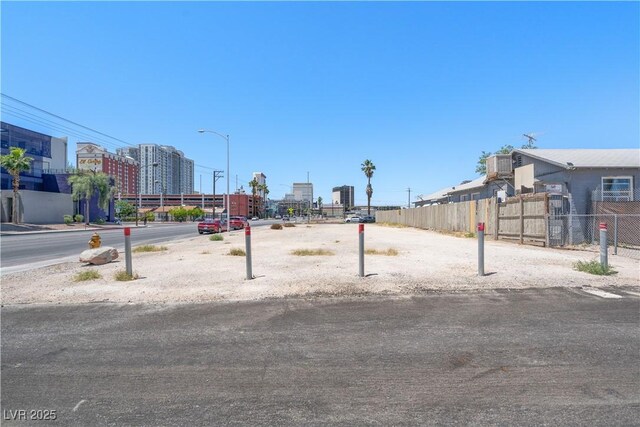 802 Stewart Ave, Las Vegas, NV 89101 - photo 11