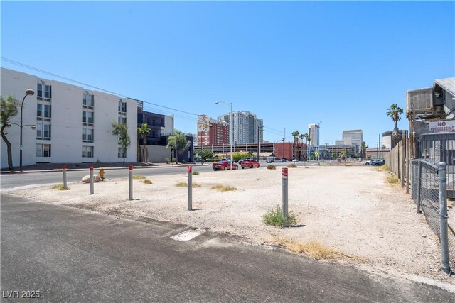 802 Stewart Ave, Las Vegas, NV 89101 - photo 12