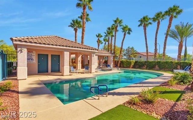 2889 Anteres St, Las Vegas, NV 89117 - community pool featuring a patio