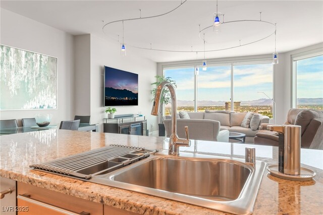 322 Karen Ave Unit 2201, Las Vegas, NV 89109 - photo 8