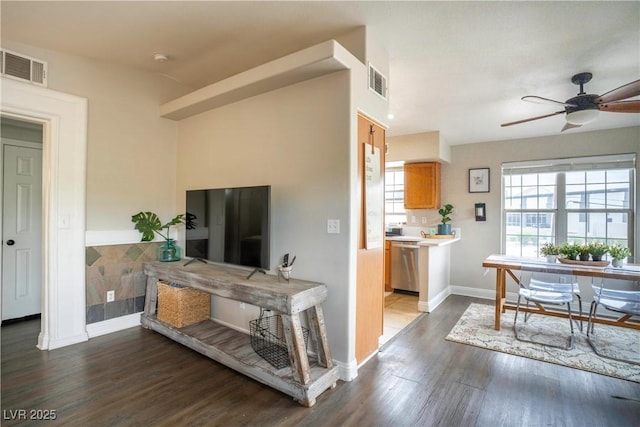 520 Arrowhead Trl Unit 1322, Henderson, NV 89015 - living area featuring wood finished floors, baseboards, and a ceiling fan
