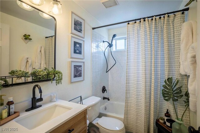 520 Arrowhead Trl Unit 1322, Henderson, NV 89015 - bathroom with toilet, shower / bath combination with curtain, and vanity