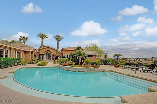 2900 Sunridge Heights Pkwy Unit 518, Henderson, NV 89052 - community pool featuring a patio