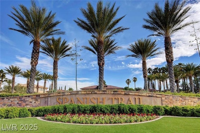 7607 Boca Raton Dr, Las Vegas, NV 89113 - photo 33