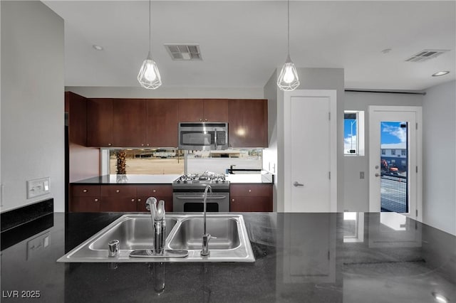 1190 E Carson Ave, Las Vegas, NV 89101 - photo 17