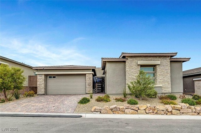 977 Edinburgh Fields Ct, Las Vegas, NV 89138 - photo 1
