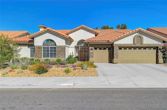 1432 Castle Crest Dr, Las Vegas, NV 89117 - photo 2