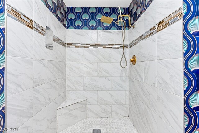 1655 E Hacienda Ave, Las Vegas, NV 89119 - bathroom featuring tiled shower